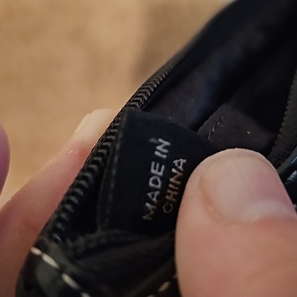 Coach Grey Black with Litte Whit Cs wristlet - Picture 7 of 9